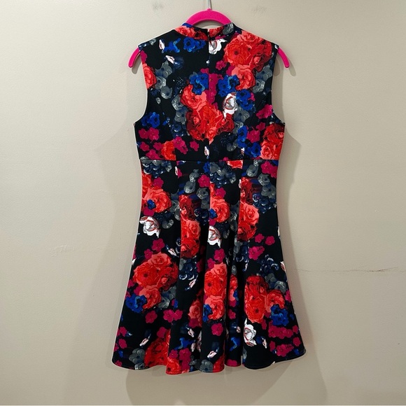 BOSTON PROPER Women 8 Fit&flare Dress Rose Floral Printed Red Black Swing - Picture 2 of 6